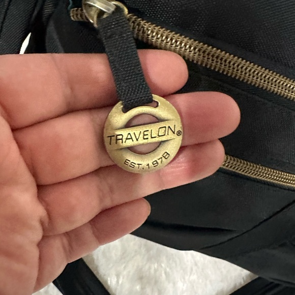 Travelon shoulder bag perfect condition - Picture 5 of 8